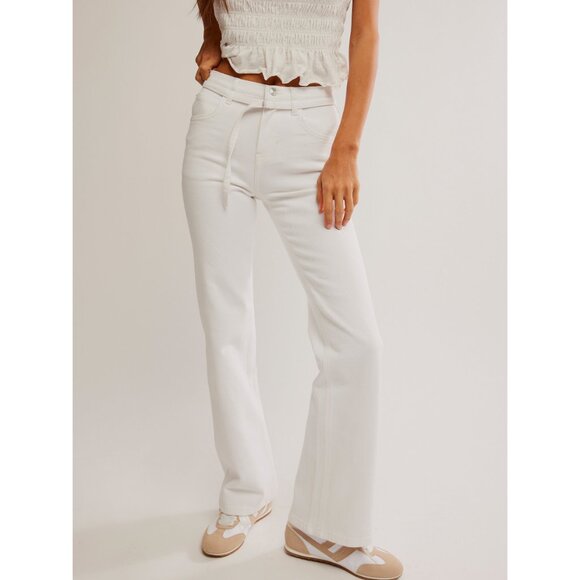 FREE PEOPLE We The Free Sabine Slim A-Line Jeans / Optic White - Picture 1 of 6